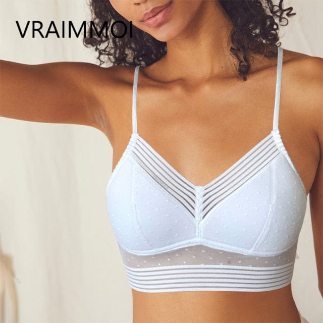 🔥DERNIER JOUR 50 % DE RÉDUCTION - Soutien-gorge en dentelle sans fil à dos bas 